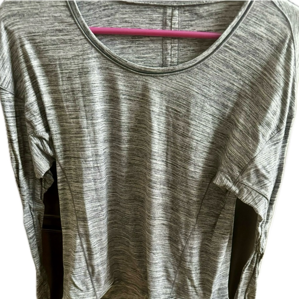 Lululemon Sweat Embrace Long Sleeve with Thumb Holes